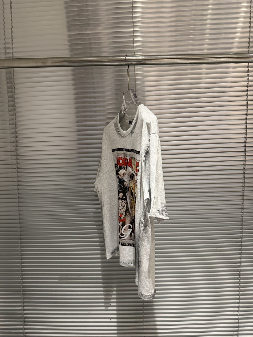 Camiseta de Moda Verano 2026 c - Street Fashion Poster reseña y precio