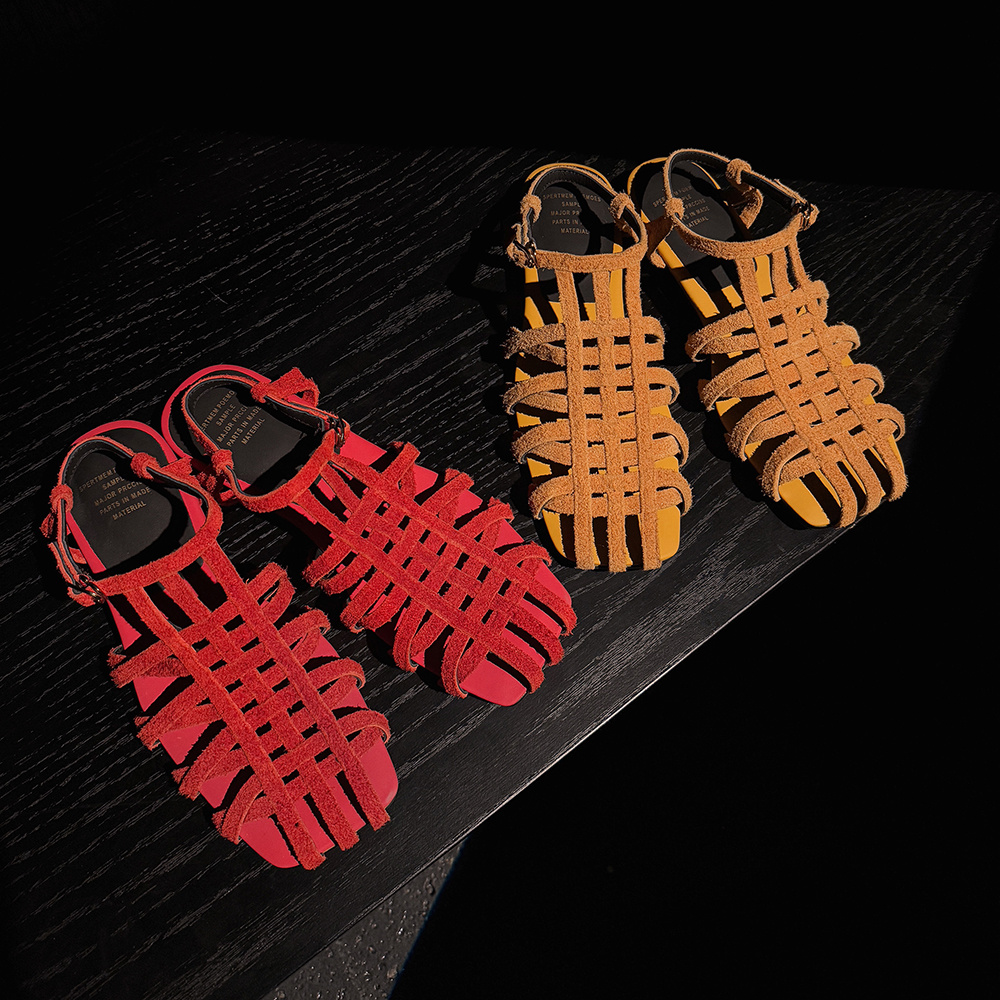 Sandalias de tacón grueso tren - Street Fashion Designers reseña y precio